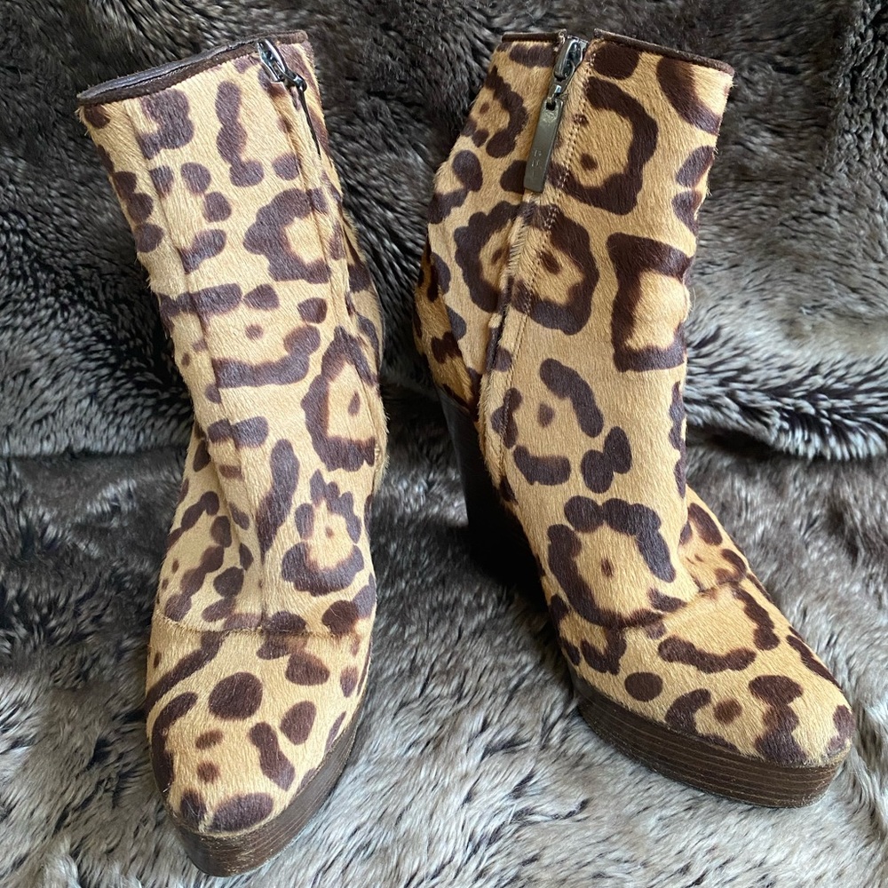 Barbara Bui beige and brown leopard print pony fur platform boots 36.5
